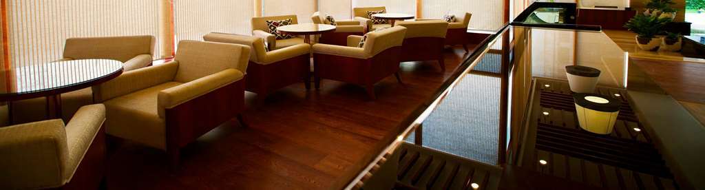 Ramada By Wyndham Ghaziabad Vasundhara Hotel Restoran gambar